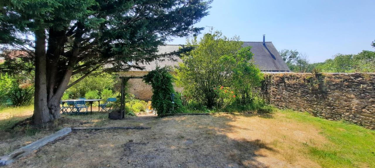 Chambres D'Hotes Domaine La Touche Pleine-Fougères Kültér fotó